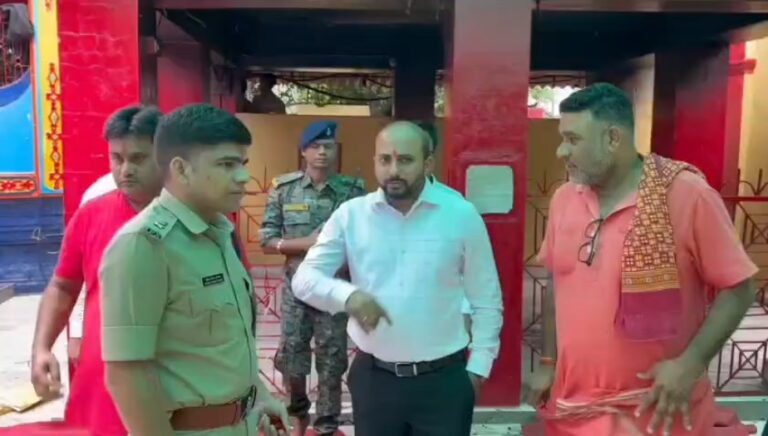 रजरप्पा मां छिन्नमस्तिका मंदिर का बदलेगा स्वरूप: देवघर बाबा धाम की तर्ज पर होगी सुरक्षा; ऑनलाइन दर्शन के लिए एलईडी स्क्रीन और दान के लिए लगेंगे क्यूआर कोड
