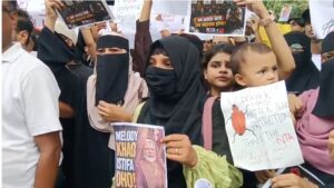 जमशेदपुर: नीट पेपर लीक के विरोध में साकची गोलचक्कर पर प्रदर्शन, शिक्षा मंत्री धर्मेंद्र प्रधान के इस्तीफे की मांग