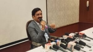 उत्कल एसोसिएशन को बड़ा झटका: संरक्षक एसके बेहरा ने दिया इस्तीफा, बढ़ते विवाद और कोर्ट पहुंचा मामला बताया वजह