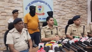 अफताब आलम हत्याकांड में पुलिस की बड़ी कार्रवाई; दो आरोपी गिरफ्तार, एसआईटी की छापेमारी जारी