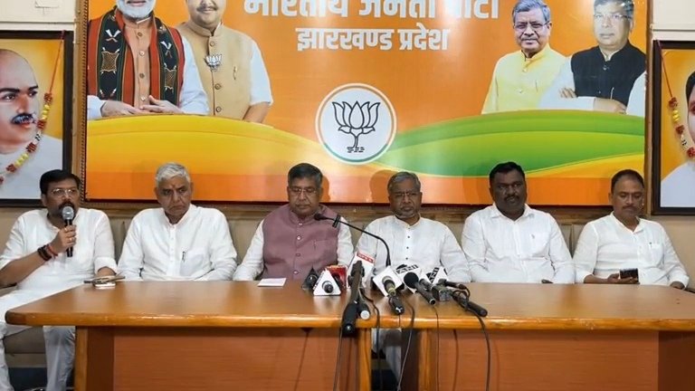 जेपीएससी-जेएसएससी अभ्यर्थियों पर लाठीचार्ज के विरोध में बीजेपी का झारखंड बंद का ऐलान, 11 अगस्त को सुबह 8 से रात 11 बजे तक रहेगा बंद