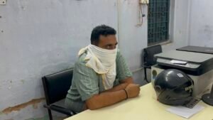पश्चिमी सिंहभूम में एसीबी की बड़ी कार्रवाई, बंदगांव थाना प्रभारी 15 हजार रुपये रिश्वत लेते गिरफ्तार