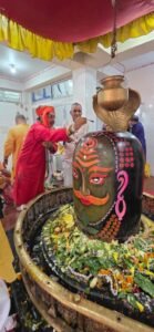 सावन की अंतिम सोमवारी पर जमशेदपुर में भगवान शिव का भव्य महाअभिषेक, गूंजा हर-हर महादेव