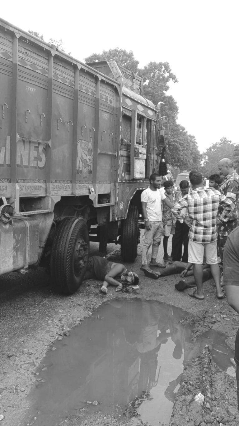 पोटका में अनियंत्रित ट्रक ने युवक को कुचला, मौके पर मौत