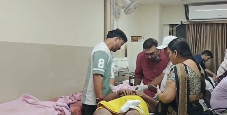 जमशेदपुर: उलीडीह में युवक पर हमला, परिजनों ने 25-30 युवकों पर हमले का लगाया आरोप