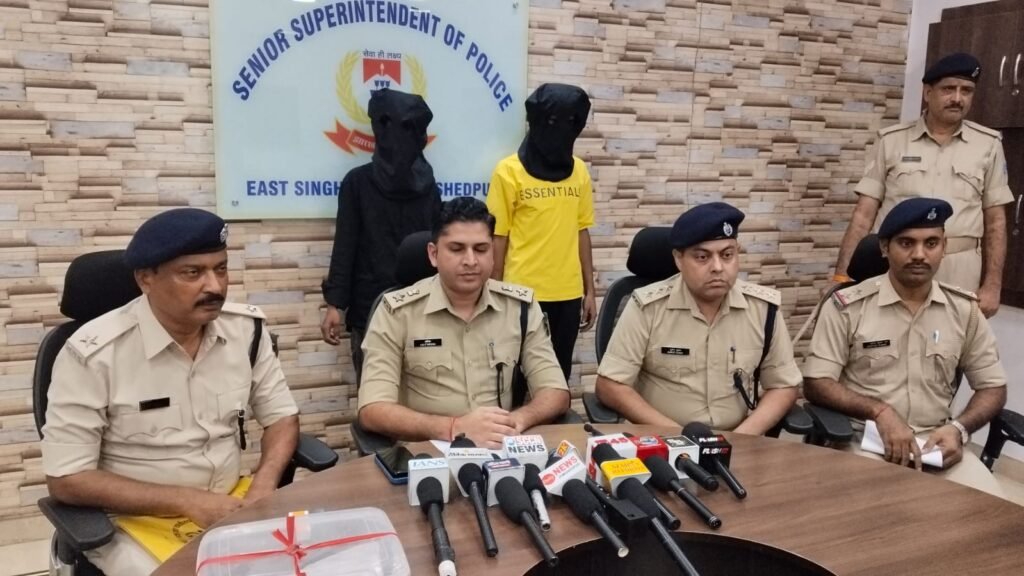 जमशेदपुर: जुगसलाई में हत्या की साजिश नाकाम; घाघीडीह जेल से भाकुड ने रची थी रंगदारी व मर्डर की पटकथा, 2 शूटर पिस्टल व भुजली संग गिरफ्तार
