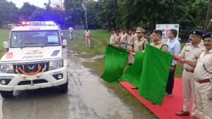 जमशेदपुर जिला पुलिस को मिले 40 नए पेट्रोलिंग वाहन, एसएसपी ने दिखाई हरी झंडी
