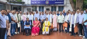 टाटा मोटर्स वर्कर्स यूनियन का विदाई सह सम्मान समारोह आयोजन, सेवानिवृत्त कर्मचारियों को किया गया सम्मानित