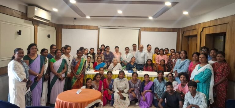 बाल विवाह रोकने के लिए पंचायत, समाज और प्रशासन के बीच समन्वय पर जोर, जमशेदपुर में जिला स्तरीय कार्यशाला
