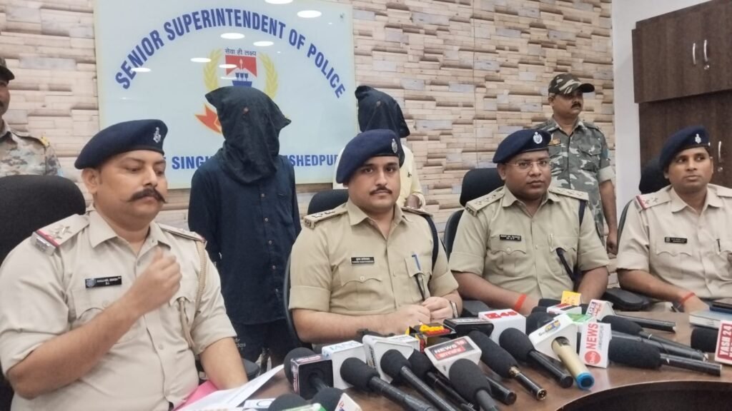 जमशेदपुर में वाहन चोर गिरोह का खुलासा, 25 चोरी की बाइक-स्कूटी बरामद; पांच गिरफ्तार