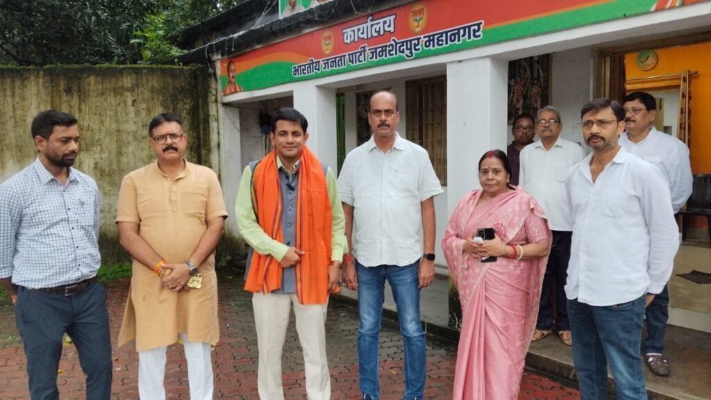 जमशेदपुर में भाजपा प्रवक्ता तुहिन सिन्हा का हेमंत सरकार पर हमला, एमएमडीआर से जेएसएससी तक उठाए सवाल