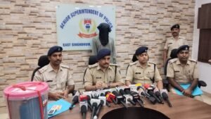 जुगसलाई में 17.274 किलो गांजा के साथ युवक गिरफ्तार, आरपीएफ के सहयोग से पुलिस की बड़ी कार्रवाई