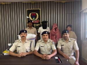 ब्राउन शुगर पर आदित्यपुर पुलिस का शिकंजा, डेढ़ साल से फरार नाजिया समेत दो गिरफ्तार