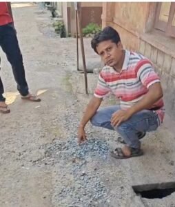 शास्त्रीनगर में गैस पाइपलाइन के बाद सड़क मरम्मत पर सवाल, पतली कंक्रीट ढलाई को लेकर नागरिकों में नाराजगी