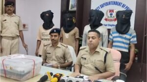 जुगसलाई प्लाईवुड दुकान चोरी का खुलासा, चार आरोपी गिरफ्तार