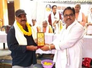 जमशेदपुर: टांगराइन स्कूल के प्रधानाध्यापक अरविंद कुमार तिवारी को मिला नित्यानंद श्रुति शिक्षक उत्कृष्टता सम्मान