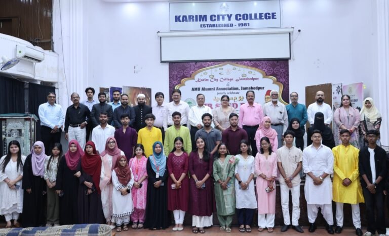 करीम सिटी कॉलेज में मनाया गया सर सैयद दिवस, शिक्षा और विज्ञान में उनके योगदान को किया याद