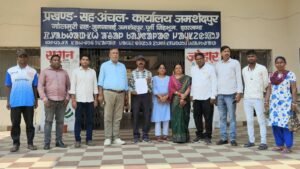 जमशेदपुर:बागबेड़ा कॉलोनी में शुक्रवार से नियमित होगा कचरा उठाव, बीडीओ ने दिया आश्वासन