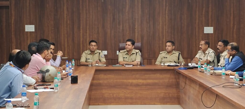 जमशेदपुर में बैंक सुरक्षा को लेकर पुलिस और बैंक अधिकारियों की बैठक, सीसीटीवी -अलार्म सिस्टम की हुई समीक्षा