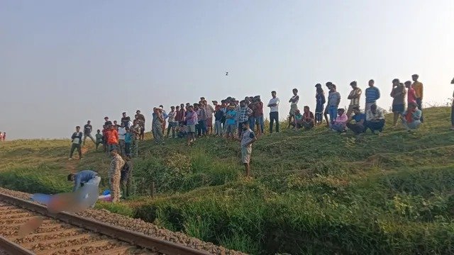 जामताड़ा में रेलवे ट्रैक पर मिले प्रेमी युगल के शव, दो साल पहले पंचायत में अलग रहने का हुआ था फैसला