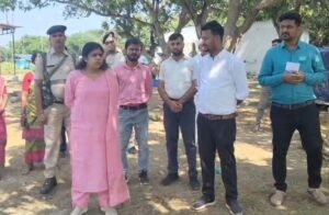 पाकुड़: उपायुक्त मेघा भारद्वाज ने कृषक पाठशाला का किया निरीक्षण, महिलाओं को आत्मनिर्भर बनने के लिए किया प्रेरित