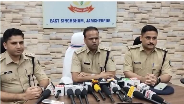 जमशेदपुर में दुर्गापूजा को लेकर 2000 अतिरिक्त जवान होंगे तैनात, सादे कपड़ों में भी तैनात रहेंगे जवान