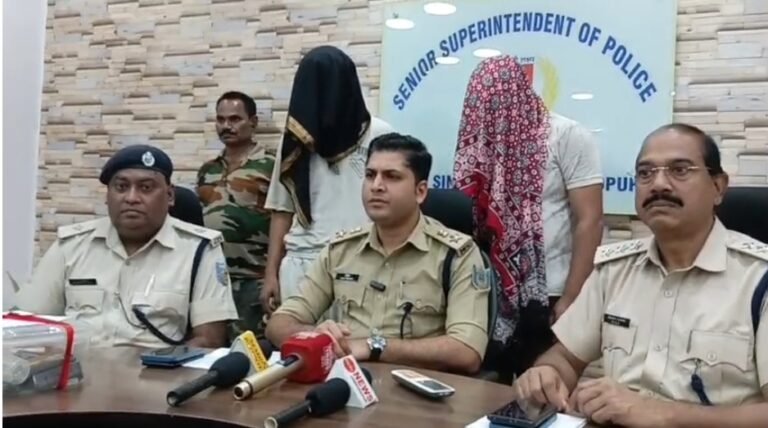जमशेदपुर: बर्मामाइंस में अवैध हथियारों के साथ दो युवक गिरफ्तार, एक विधि-विरुद्ध निरुद्ध बालक भी पकड़ा गया